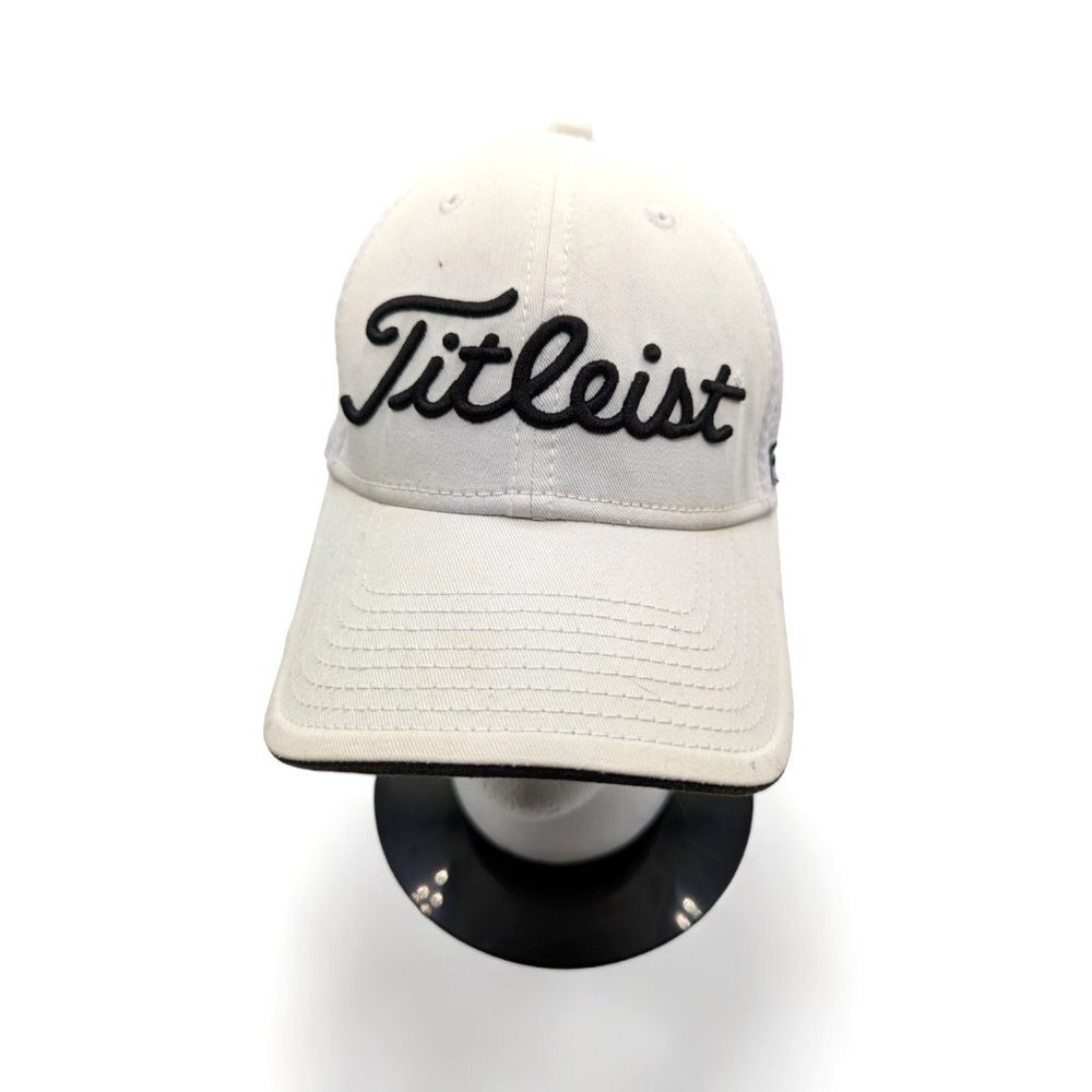 Titleist New Era White Lined Stretch Mesh Back FJ Pro-V1 Golf Hat Small-Medium